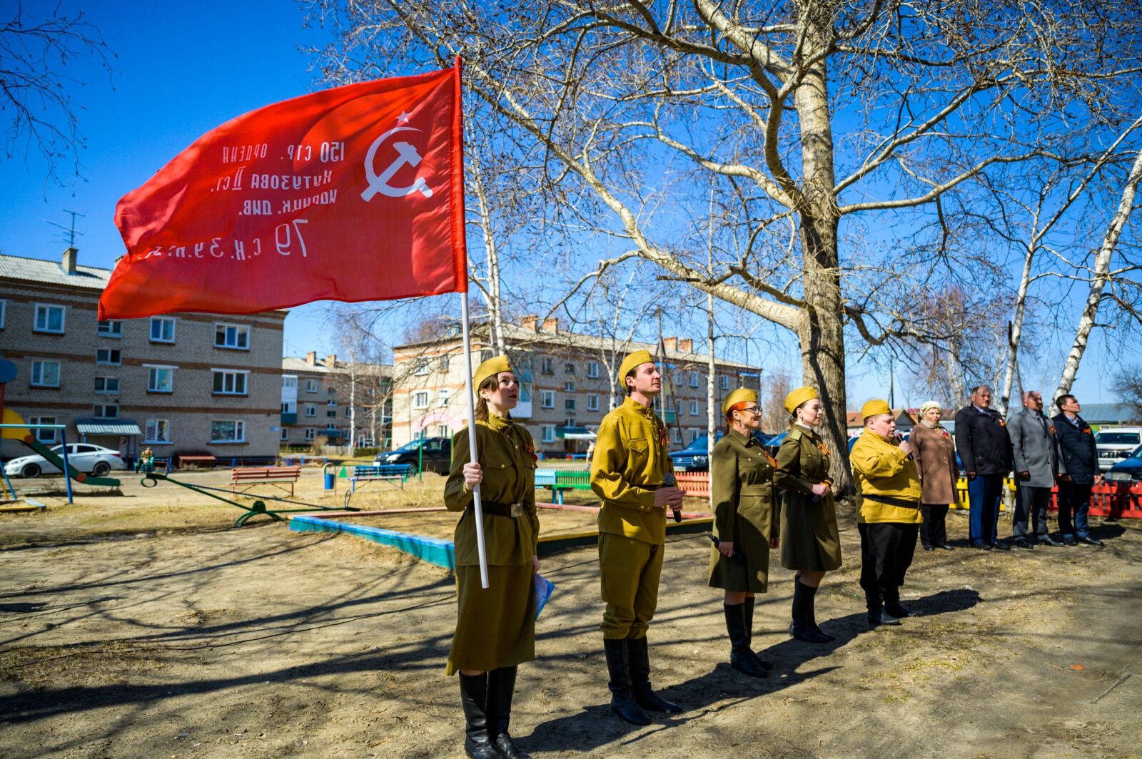 Музыкальные поздравления ветеранам Великой Отечественной войны! |  08.05.2024 | Колпашево - БезФормата